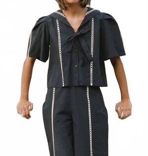 NEW THE TINY BIG SISTER sailor neck blouse in navy